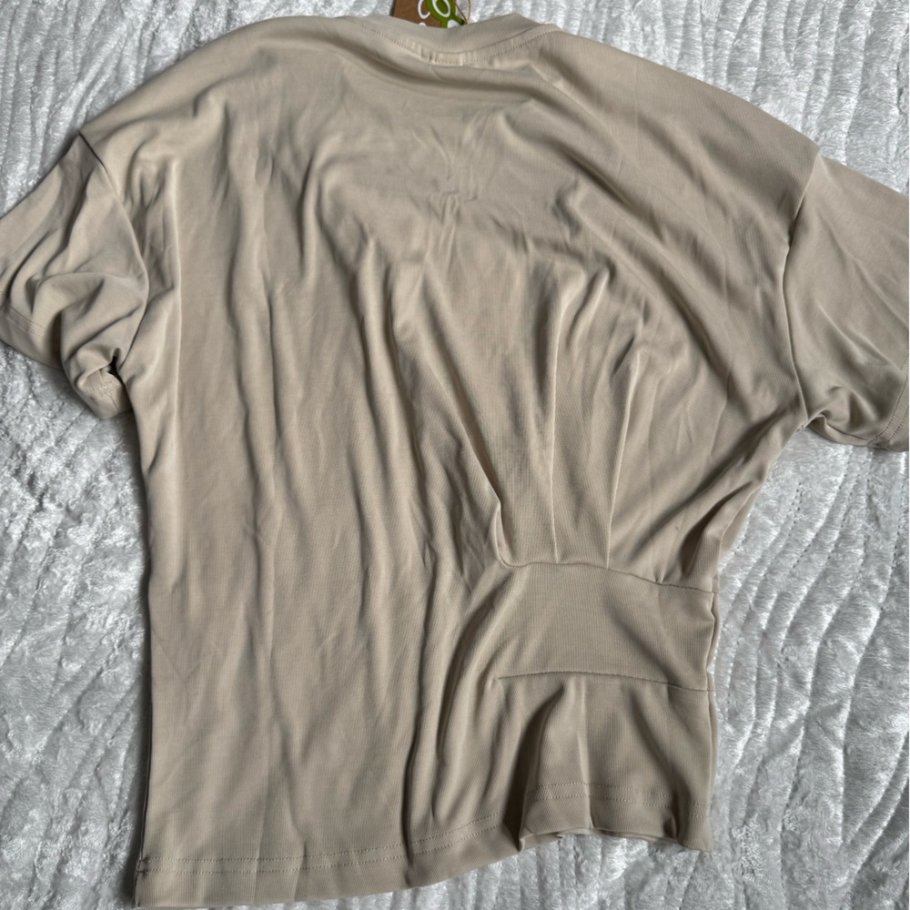 ✨Brand New!😍OGL Cream Ribbed Knit Top - Picture 6 of 6